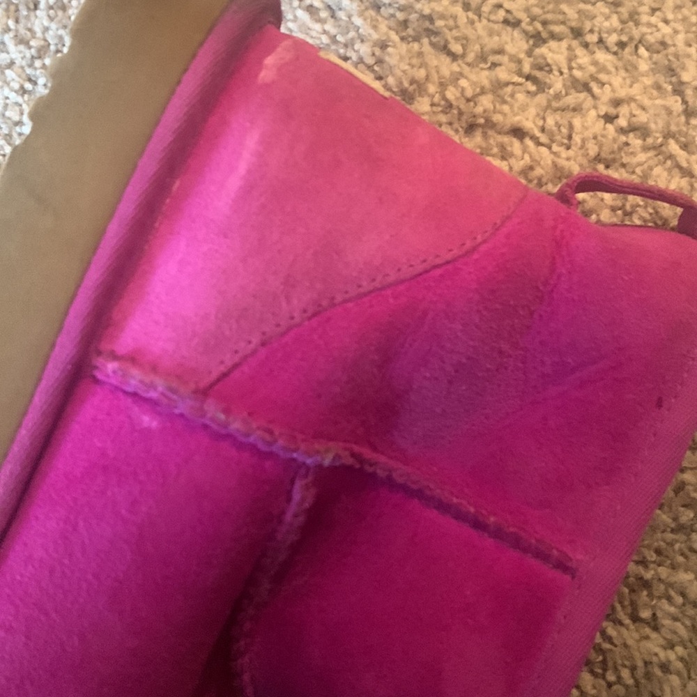 Uggs - Picture 14 of 14